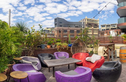 Big Backpackers Hostel - Accommodation NT 40