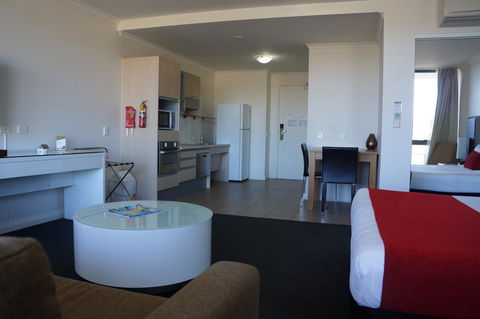 Rydges Mount Panorama Bathurst - Accommodation NT 2