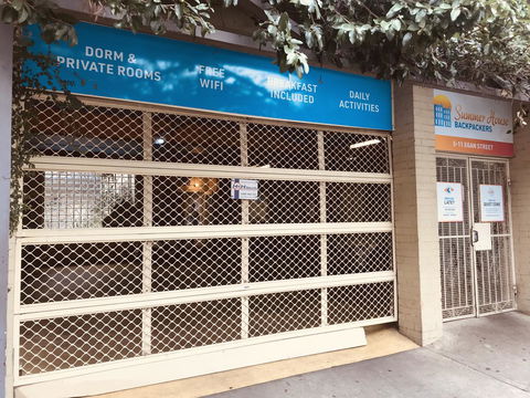 Newtown Backpackers - Accommodation NT 27