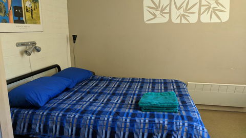 Newtown Backpackers - Accommodation NT 18