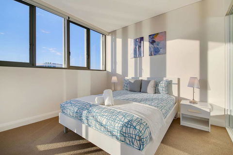 Stunning Sunset Water View 2BEDs On High Rises - NT Tourism 6