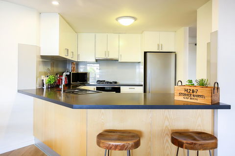Vibrant Inner-city Living - Darling Harbour Fringe - Accommodation NT 5