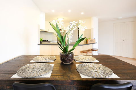 Vibrant Inner-city Living - Darling Harbour Fringe - Accommodation NT 8
