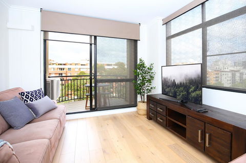 Vibrant Inner-city Living - Darling Harbour Fringe - Accommodation NT 0