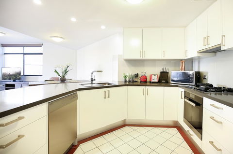 Vibrant Inner-city Living - Darling Harbour Fringe - Accommodation NT 10