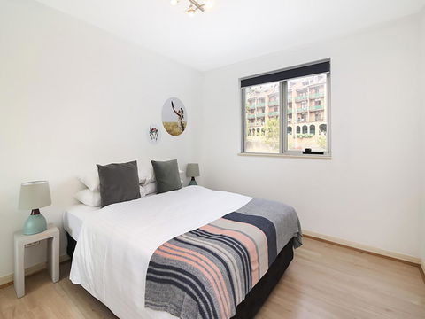 Lower Bridge And Sails - Executive 2BR Darlinghurst Apartment With Balcony And Rooftop Views - Accommodation NT 7