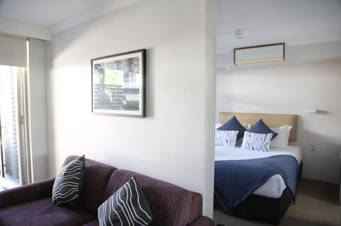 The Blenheim - Accommodation NT 5