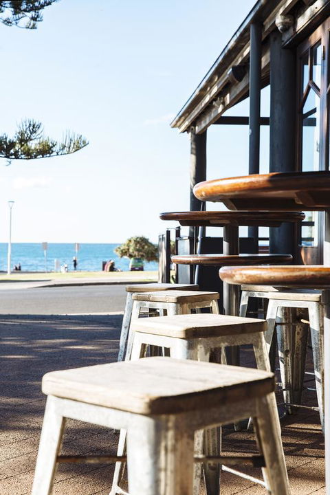 Beach Hotel Resort - Accommodation NT 37