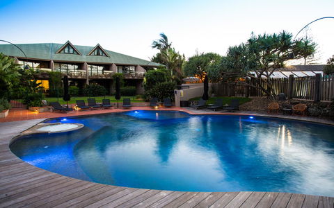 Beach Hotel Resort - Accommodation NT 30