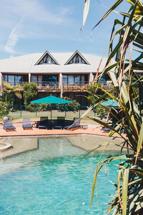 Beach Hotel Resort - Accommodation NT 43