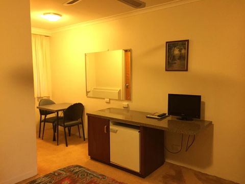 Cooma Motor Lodge Motel - Accommodation NT 24
