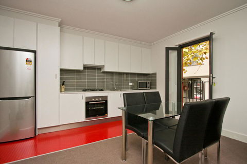 The Star Apartments - Accommodation NT 4