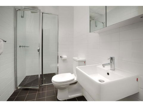 The Star Apartments - Accommodation NT 26