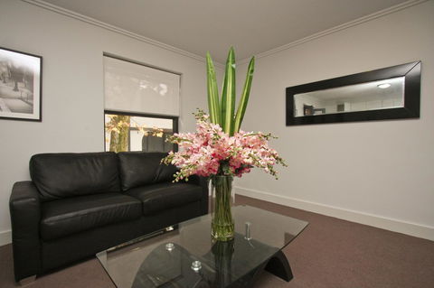 The Star Apartments - Accommodation NT 10