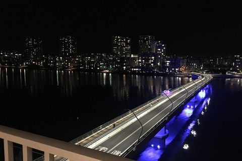 Brand New 3 Bedrooms Apt With Waterfront View - Accommodation NT 14