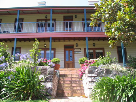 Bellevue Accommodation - Accommodation NT 25