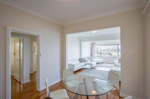 Ultimate Bondi Escape #2 - A Bondi Beach Holiday Home - Accommodation NT 6