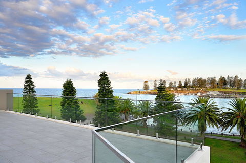 Belle Vue- Penthouse At Black Beach - NT Tourism 15