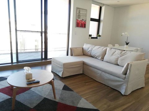 Specious Apartment With 2 Large Bedrooms - Accommodation NT 11
