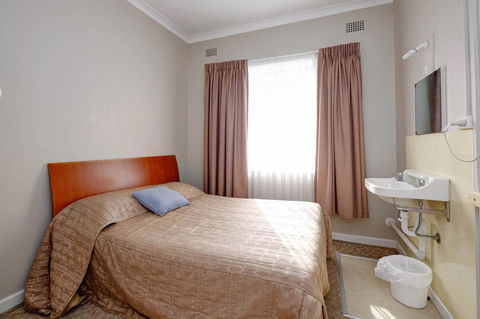 Lakes And Ocean Hotel Forster - Accommodation NT 9