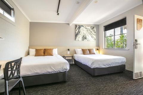 Nightcap At Colyton Hotel - Accommodation NT 24