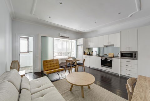Regents Court Sydney - Accommodation NT 14