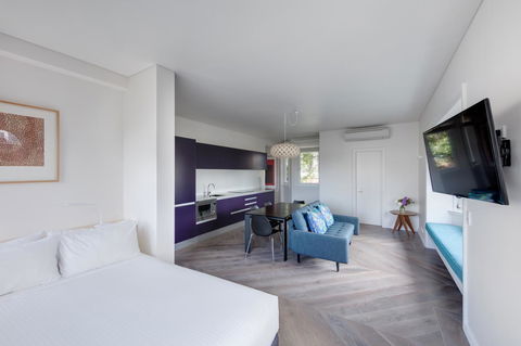 Regents Court Sydney - Accommodation NT 19
