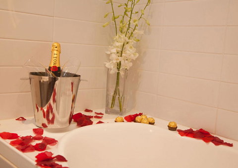 Wine Country Motor Inn - Accommodation NT 39