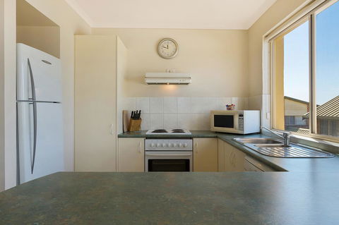 Baywatch Apartments Merimbula - Accommodation NT 18