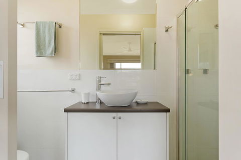 Baywatch Apartments Merimbula - Accommodation NT 12