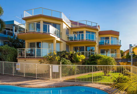 Baywatch Apartments Merimbula - Accommodation NT 2
