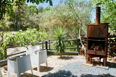 Casuarina Beachfront House - Hostie Properties - Accommodation NT 15