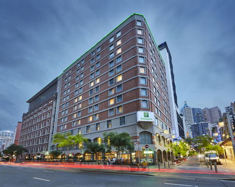 Furama Darling Harbour - NT Tourism 0