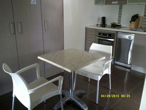Pelican H2O One & Two Bedroom Apartments - Accommodation NT 34