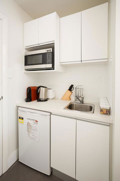Charlestown Executive Apartments - NT Tourism 6