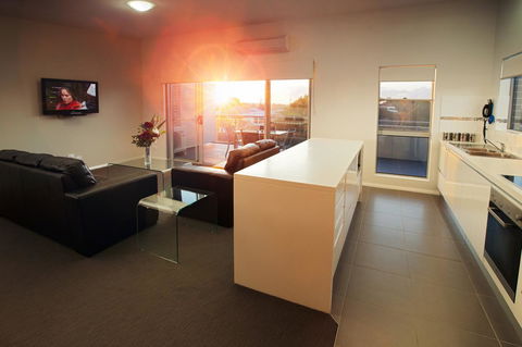 Charlestown Executive Apartments - NT Tourism 26