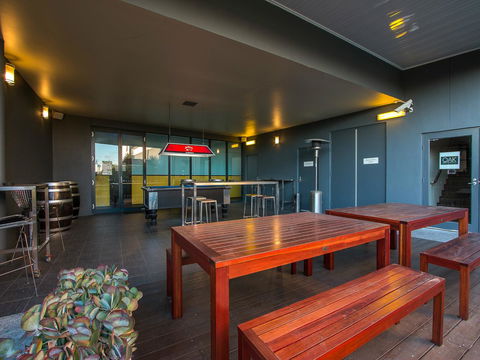 Alpha Hotel Eastern Creek - NT Tourism 19