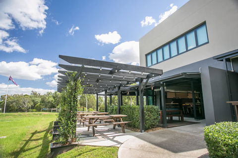Alpha Hotel Eastern Creek - NT Tourism 10