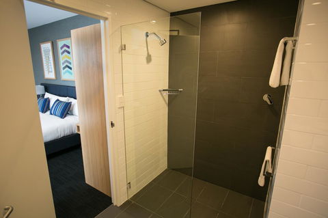 Alpha Hotel Eastern Creek - NT Tourism 33