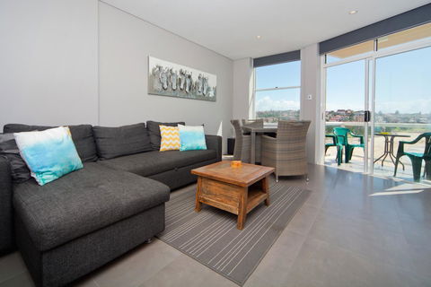 Gorgeous Coogee Views 2 Beds WT21 - NT Tourism 2