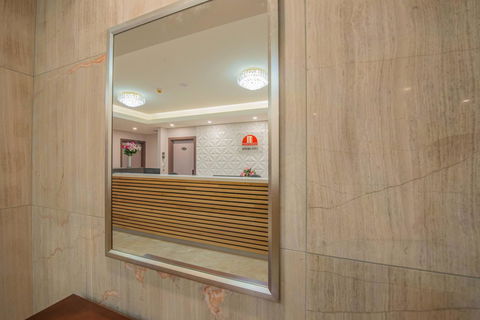 Megaboom City Hotel - NT Tourism 10
