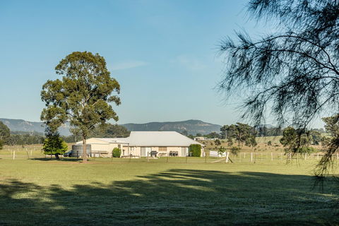 Madigan Wine Country Cottages - NT Tourism 31