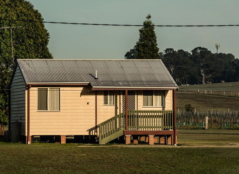 Madigan Wine Country Cottages - NT Tourism 34