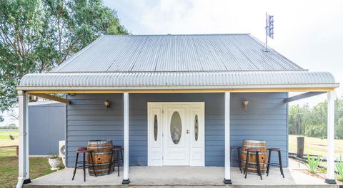 Madigan Wine Country Cottages - NT Tourism 20