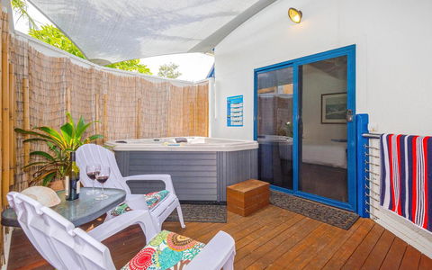 Coast Yamba - Adults Only - Accommodation NT 3