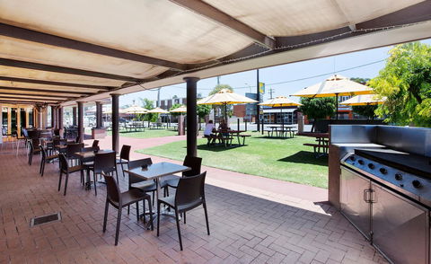 Boomerang Hotel - NT Tourism 32
