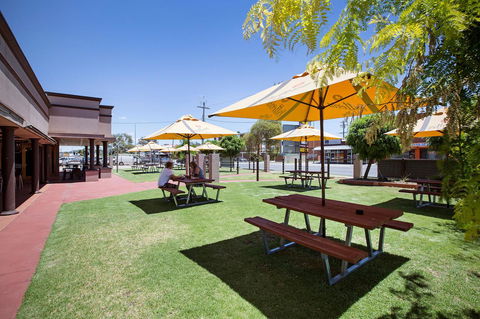 Boomerang Hotel - NT Tourism 7