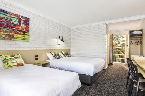 Boomerang Hotel - NT Tourism 28