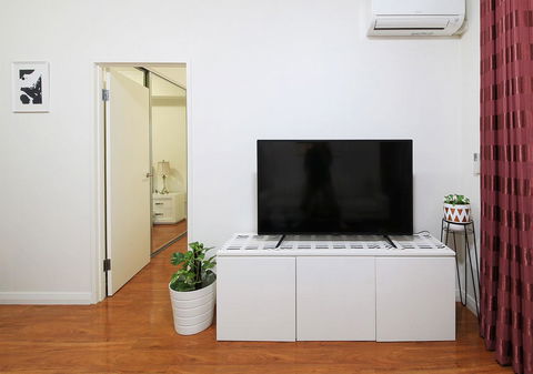 Sydney Apartment Close To Airport & CBD - NT Tourism 9