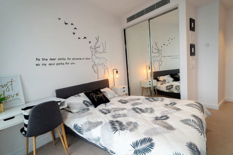 Two Bedroom Darling Harbour Apt Chinatown CBD UTS - NT Tourism 22